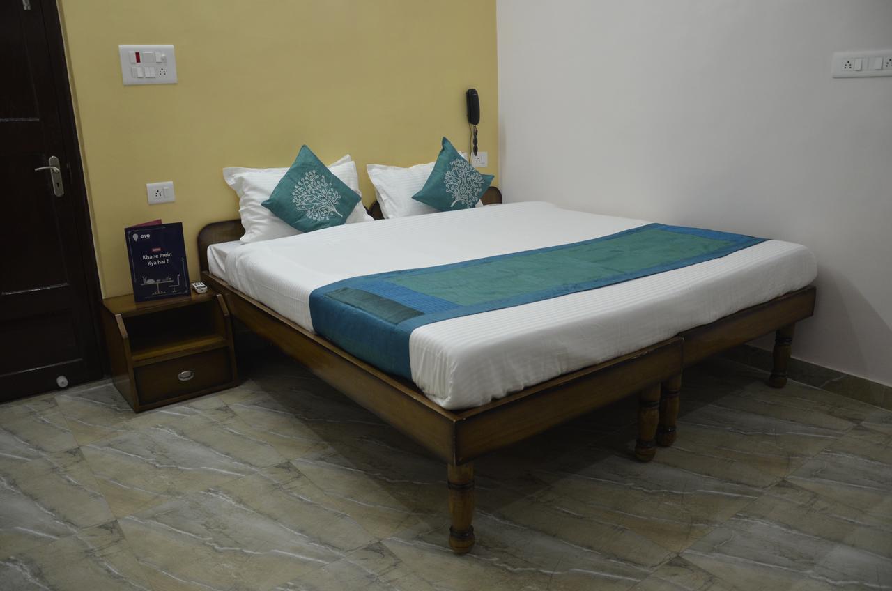 Oyo 7622 Varanasi Stays Luaran gambar