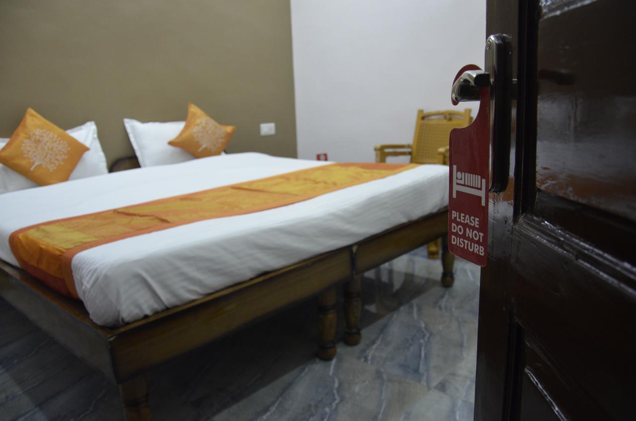 Oyo 7622 Varanasi Stays Luaran gambar