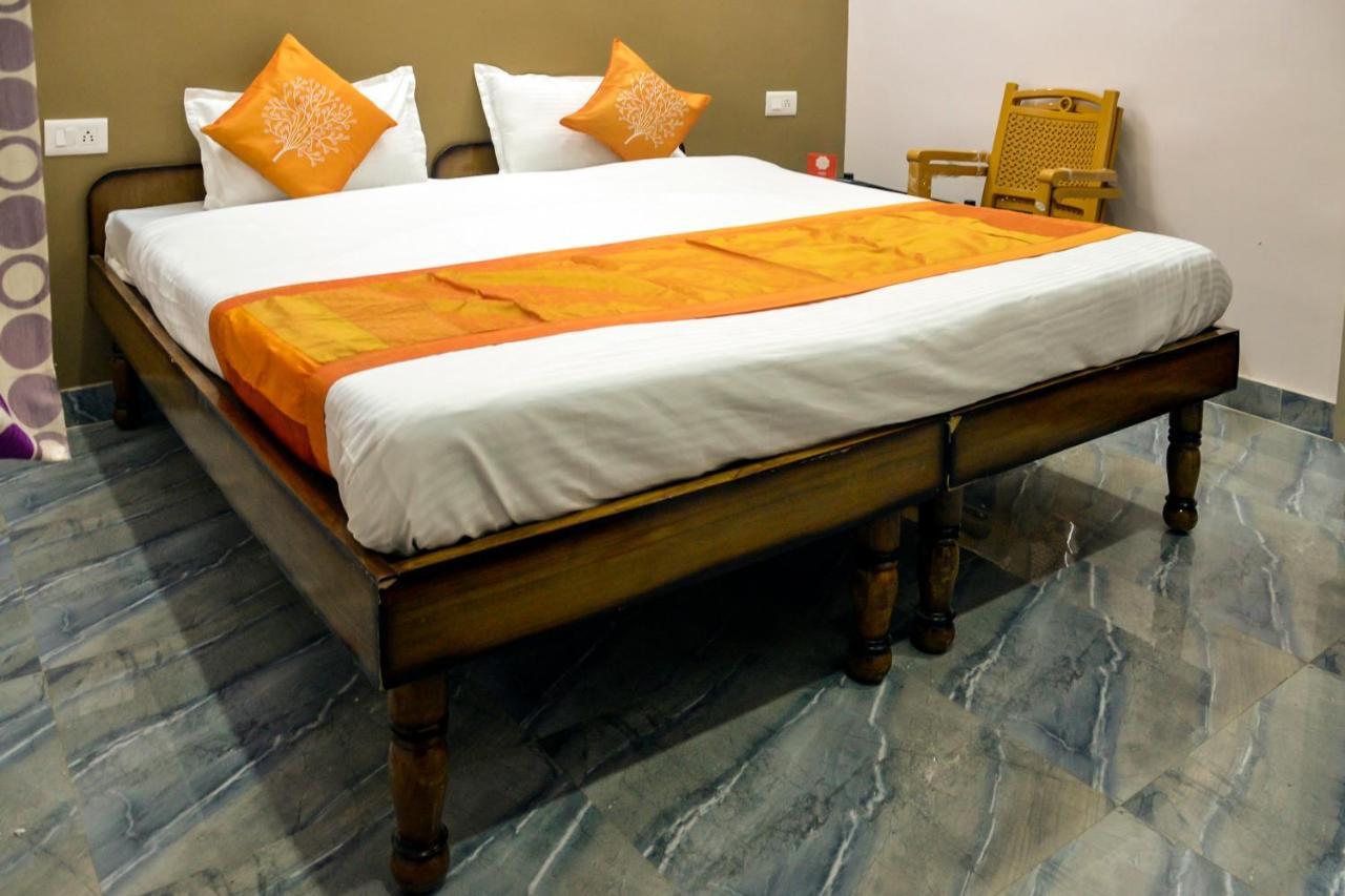 Oyo 7622 Varanasi Stays Luaran gambar